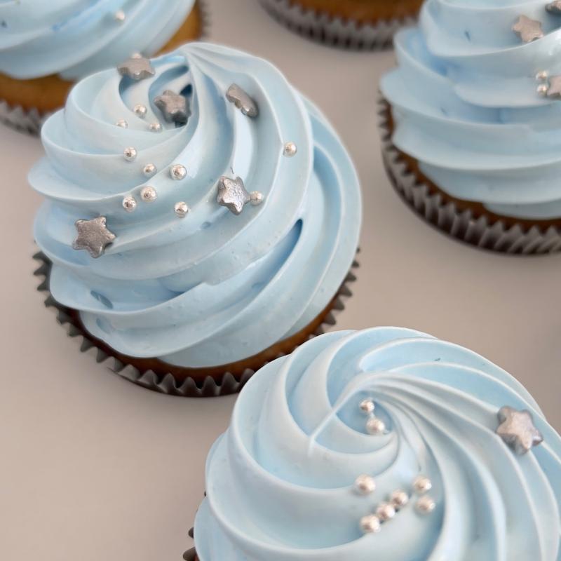 Cupcakes de merengue y grajeas