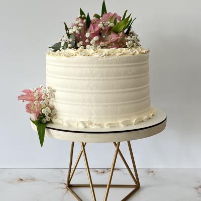 Tortas 1 piso con flores y edad