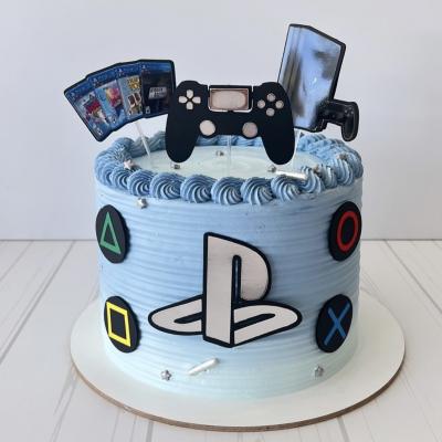 Tortas infantiles con topper a elección.